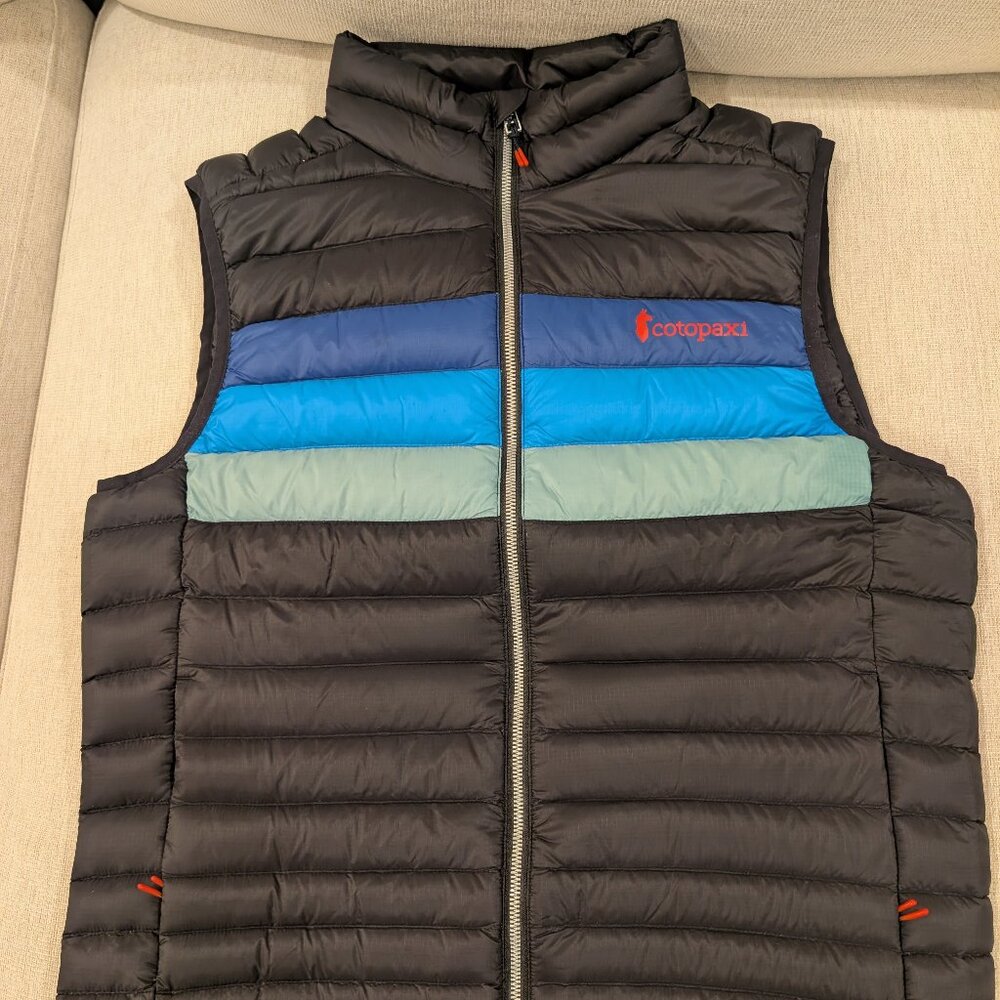 Cotopaxi Fuego Down Vest - Men's Medium, Color Black with blue